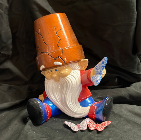 Cracked Pot Painted Gnome